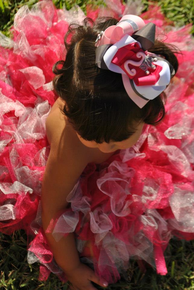 Este tutu y lazo se lo hice a la nina de una amiga